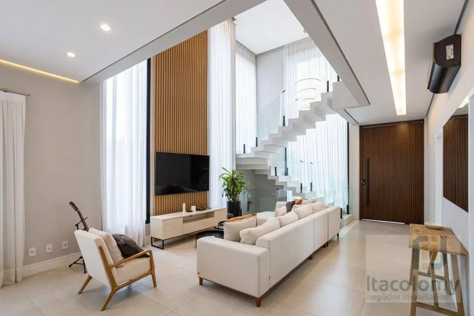 Foto 5 de Casa de Condomínio com 4 quartos à venda, 630m2 em Santana De Parnaiba - SP