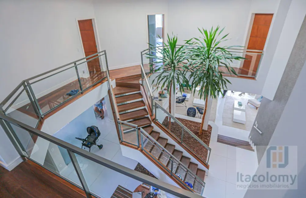 Foto 4 de Casa de Condomínio com 4 quartos à venda, 560m2 em Barueri - SP