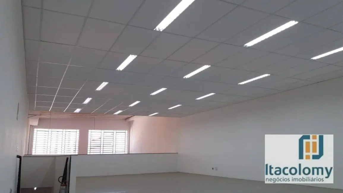 Armazém / Galpão para alugar, 560m2 em Tamboré, Barueri - SP - imagem 7 Foto 7 de Armazém / Galpão para alugar, 560m2 em Tamboré, Barueri - SP