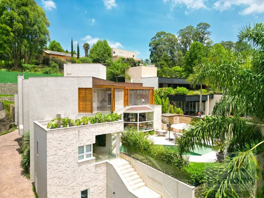 Casa de Condomínio com 5 quartos à venda, 1200m2 em Residencial Tamboré, Barueri - SP - imagem 1 Foto 1 de Casa de Condomínio com 5 quartos à venda, 1200m2 em Residencial Tamboré, Barueri - SP