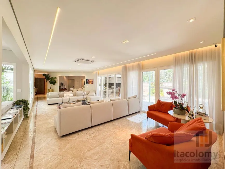 Foto 3 de Casa de Condomínio com 5 quartos à venda, 1200m2 em Residencial Tamboré, Barueri - SP