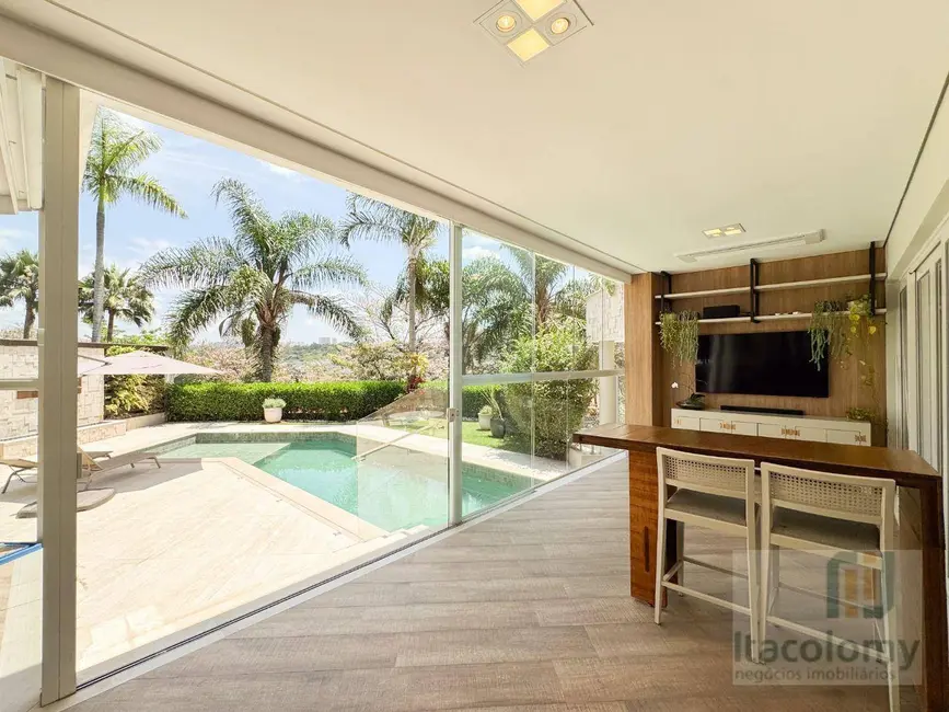 Casa de Condomínio com 5 quartos à venda, 1200m2 em Residencial Tamboré, Barueri - SP - imagem 5 Foto 5 de Casa de Condomínio com 5 quartos à venda, 1200m2 em Residencial Tamboré, Barueri - SP