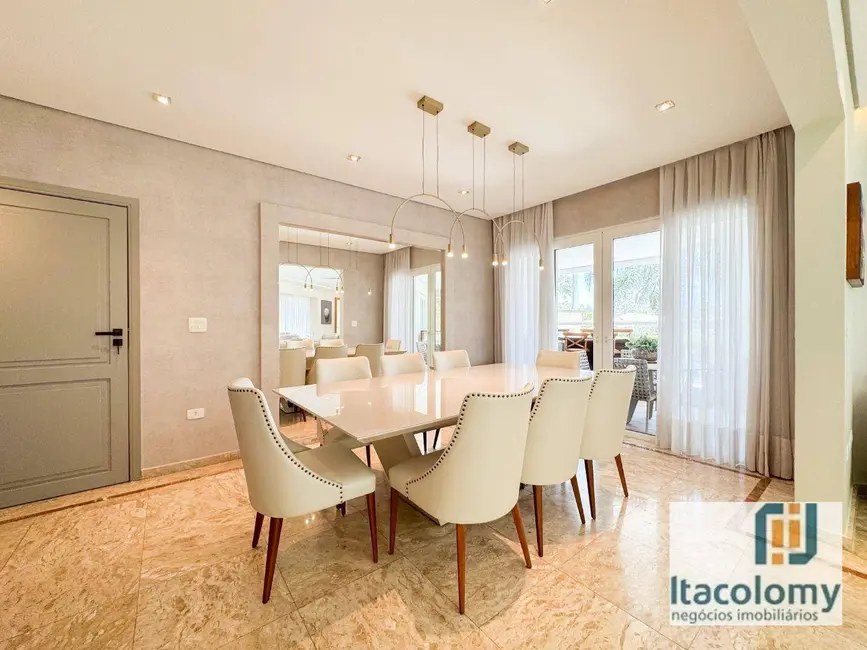 Casa de Condomínio com 5 quartos à venda, 1200m2 em Residencial Tamboré, Barueri - SP - imagem 6 Foto 6 de Casa de Condomínio com 5 quartos à venda, 1200m2 em Residencial Tamboré, Barueri - SP