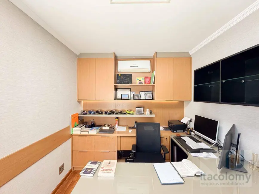 Casa de Condomínio com 5 quartos à venda, 1200m2 em Residencial Tamboré, Barueri - SP - imagem 7 Foto 7 de Casa de Condomínio com 5 quartos à venda, 1200m2 em Residencial Tamboré, Barueri - SP