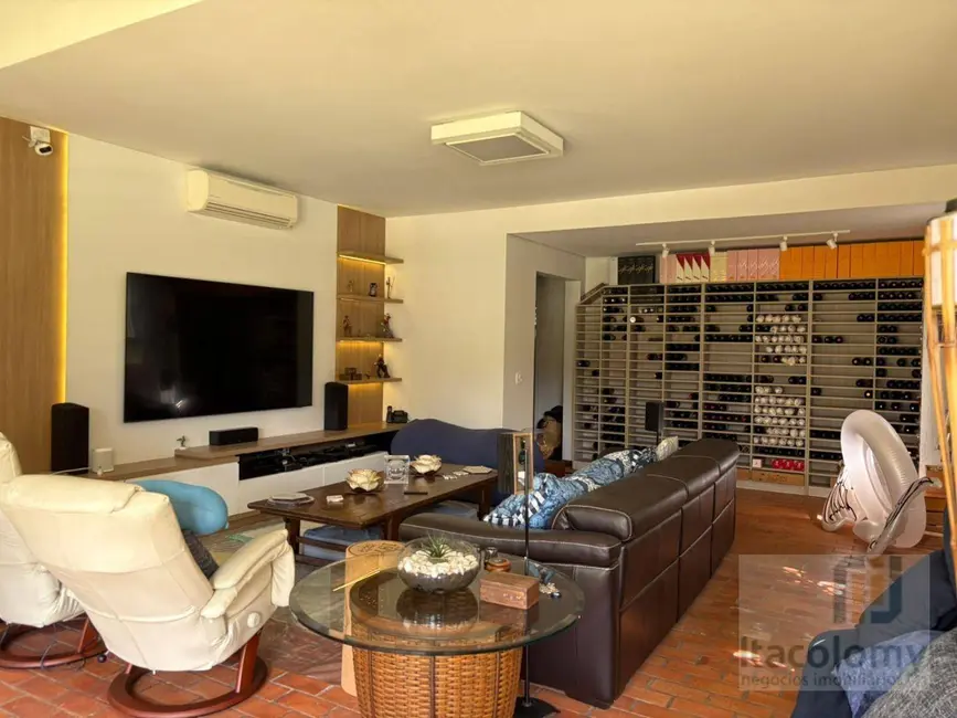 Foto 4 de Casa de Condomínio com 5 quartos à venda, 1655m2 em Barueri - SP