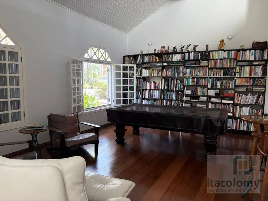 Foto 3 de Casa de Condomínio com 5 quartos à venda, 1655m2 em Barueri - SP