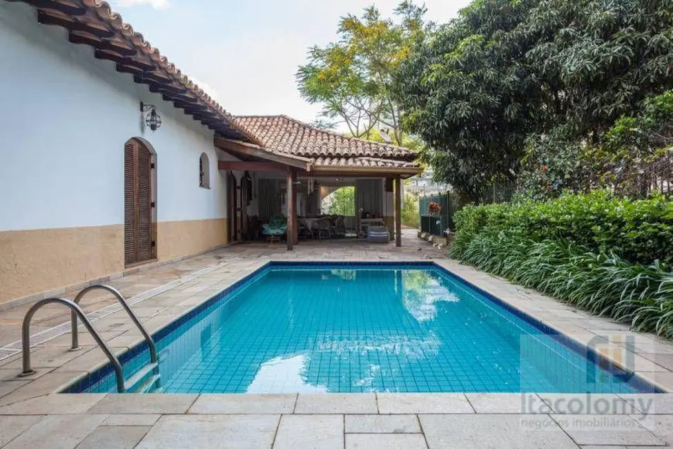 Casa de Condomínio com 4 quartos à venda, 700m2 em Barueri - SP - imagem 4 Foto 4 de Casa de Condomínio com 4 quartos à venda, 700m2 em Barueri - SP