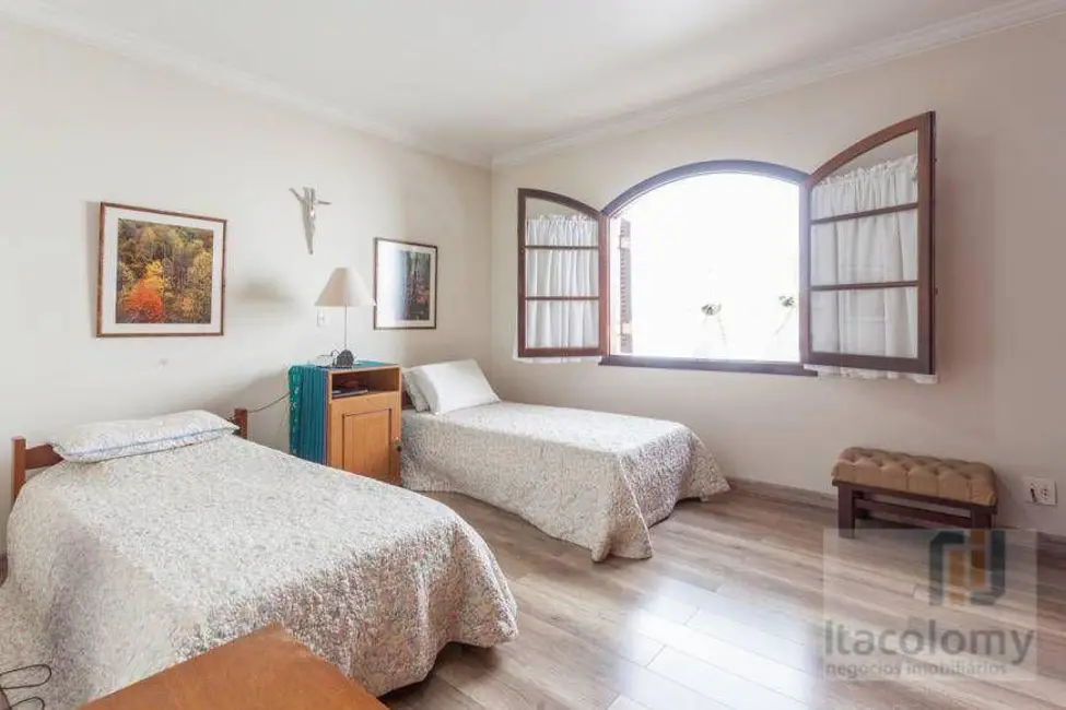 Casa de Condomínio com 4 quartos à venda, 700m2 em Barueri - SP - imagem 9 Foto 9 de Casa de Condomínio com 4 quartos à venda, 700m2 em Barueri - SP