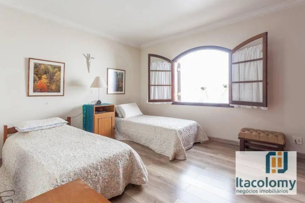 Foto 9 de Casa de Condomínio com 4 quartos à venda, 700m2 em Barueri - SP