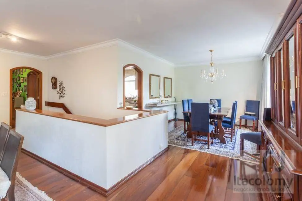 Casa de Condomínio com 4 quartos à venda, 700m2 em Barueri - SP - imagem 6 Foto 6 de Casa de Condomínio com 4 quartos à venda, 700m2 em Barueri - SP