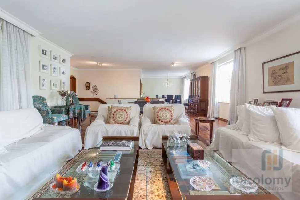 Casa de Condomínio com 4 quartos à venda, 700m2 em Barueri - SP - imagem 5 Foto 5 de Casa de Condomínio com 4 quartos à venda, 700m2 em Barueri - SP