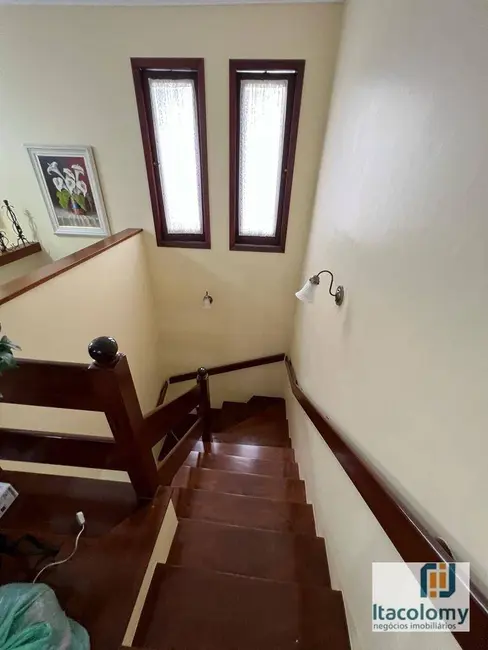 Foto 5 de Casa de Condomínio com 3 quartos à venda e para alugar, 330m2 em Santana De Parnaiba - SP