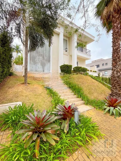 Casa de Condomínio com 4 quartos à venda, 540m2 em Santana De Parnaiba - SP - imagem 2 Foto 2 de Casa de Condomínio com 4 quartos à venda, 540m2 em Santana De Parnaiba - SP