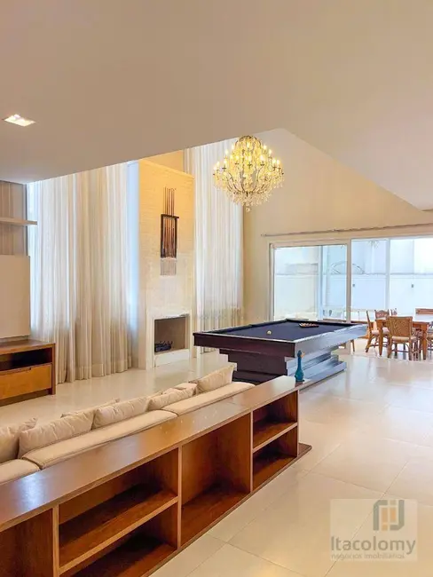 Casa de Condomínio com 4 quartos à venda, 540m2 em Santana De Parnaiba - SP - imagem 9 Foto 9 de Casa de Condomínio com 4 quartos à venda, 540m2 em Santana De Parnaiba - SP