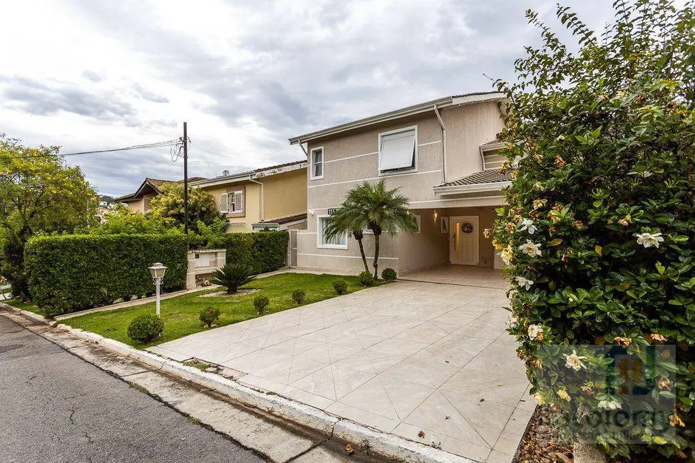 Foto 2 de Casa de Condomínio com 4 quartos à venda, 360m2 em Santana De Parnaiba - SP