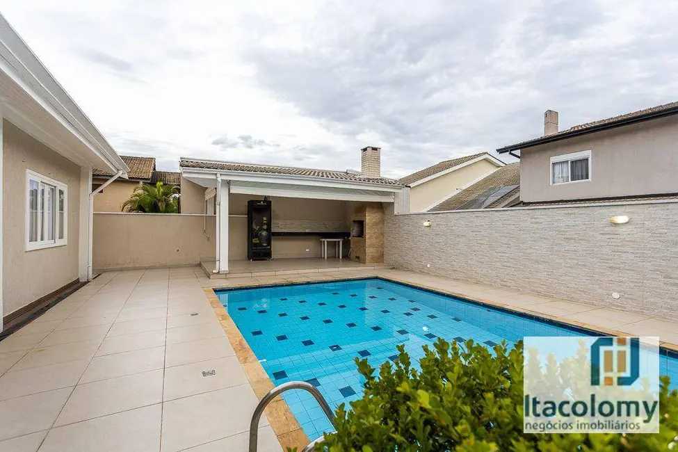 Foto 4 de Casa de Condomínio com 4 quartos à venda, 360m2 em Santana De Parnaiba - SP