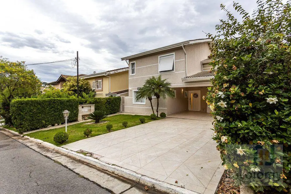Foto 2 de Casa de Condomínio com 4 quartos à venda, 360m2 em Santana De Parnaiba - SP