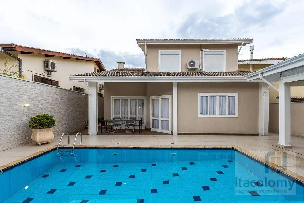 Foto 5 de Casa de Condomínio com 4 quartos à venda, 360m2 em Santana De Parnaiba - SP