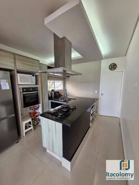 Foto 5 de Casa de Condomínio com 4 quartos para alugar, 472m2 em Santana De Parnaiba - SP