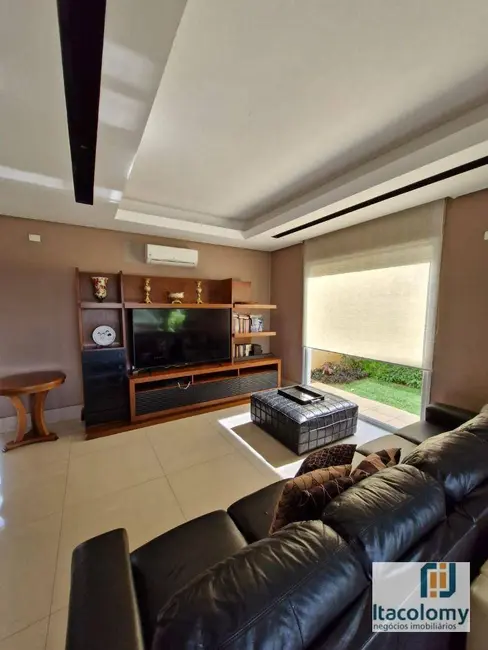 Foto 8 de Casa de Condomínio com 4 quartos para alugar, 472m2 em Santana De Parnaiba - SP