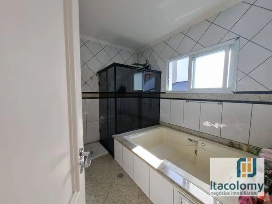 Foto 6 de Casa de Condomínio com 4 quartos para alugar, 420m2 em Santana De Parnaiba - SP