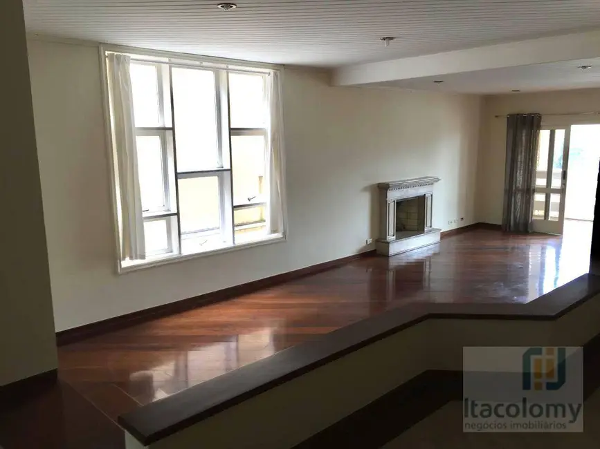 Foto 3 de Casa de Condomínio com 4 quartos à venda e para alugar, 450m2 em Santana De Parnaiba - SP