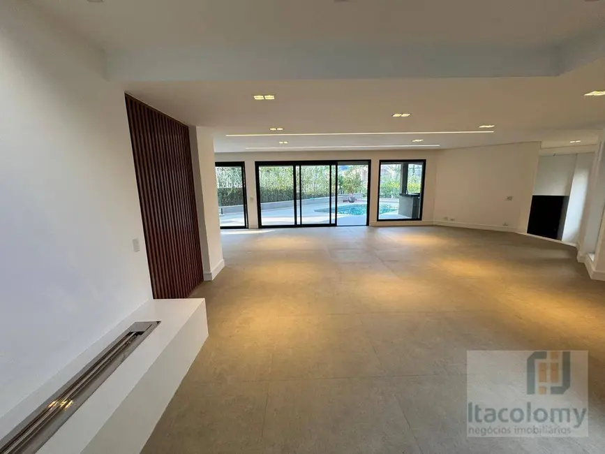 Foto 4 de Casa de Condomínio com 4 quartos à venda, 650m2 em Alphaville Residencial Zero, Barueri - SP