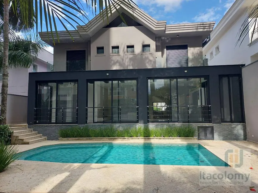 Foto 2 de Casa de Condomínio com 4 quartos à venda e para alugar, 500m2 em Alphaville Residencial Plus, Barueri - SP