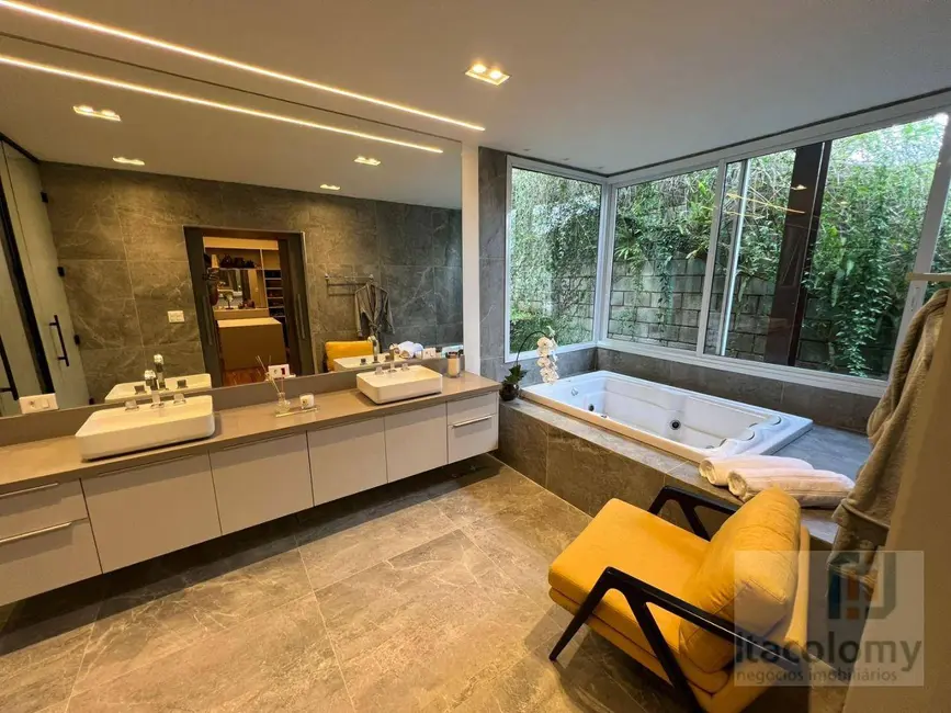 Foto 9 de Casa de Condomínio com 4 quartos à venda e para alugar, 507m2 em Santana De Parnaiba - SP