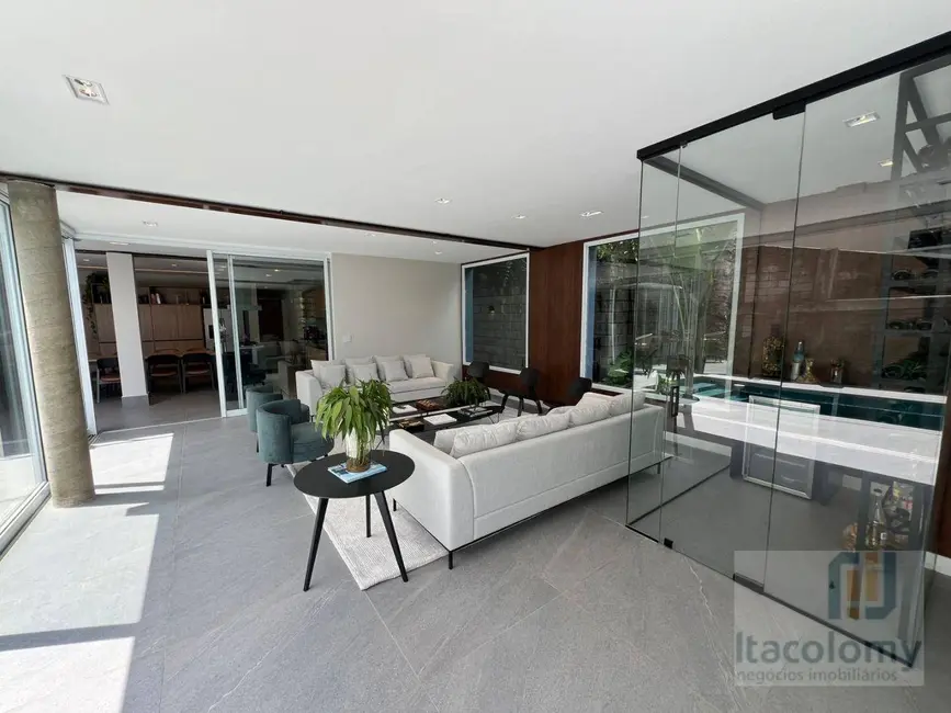 Foto 3 de Casa de Condomínio com 4 quartos à venda e para alugar, 507m2 em Santana De Parnaiba - SP