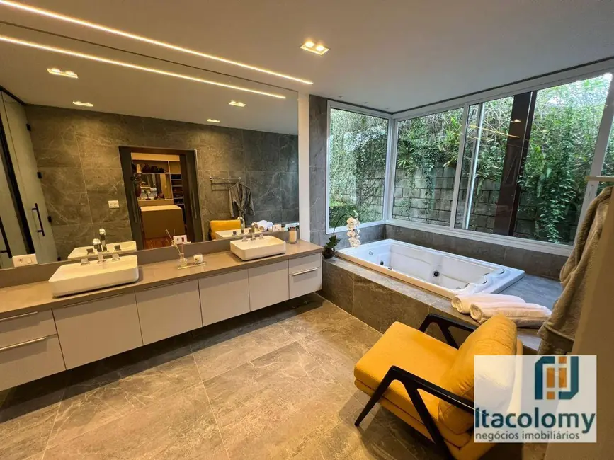 Foto 9 de Casa de Condomínio com 4 quartos à venda e para alugar, 507m2 em Santana De Parnaiba - SP