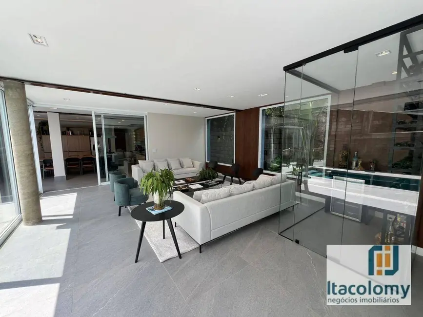 Foto 3 de Casa de Condomínio com 4 quartos à venda e para alugar, 507m2 em Santana De Parnaiba - SP