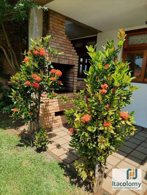 Foto 9 de Casa de Condomínio com 3 quartos à venda e para alugar, 720m2 em Santana De Parnaiba - SP