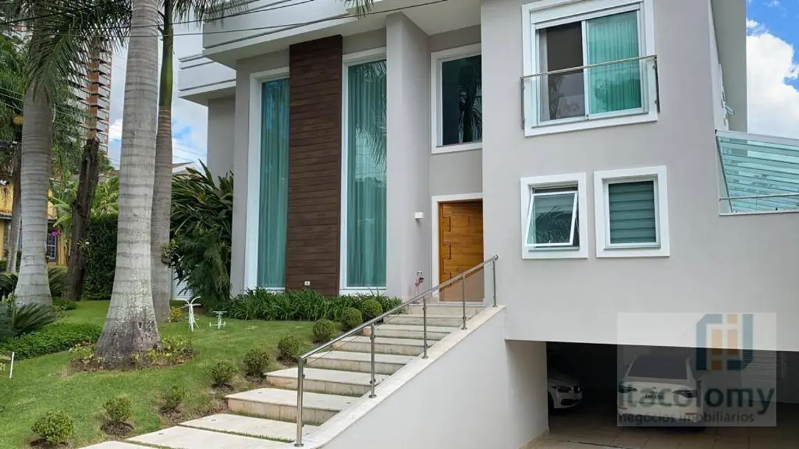 Casa de Condomínio com 4 quartos à venda, 640m2 em Barueri - SP - imagem 3 Foto 3 de Casa de Condomínio com 4 quartos à venda, 640m2 em Barueri - SP