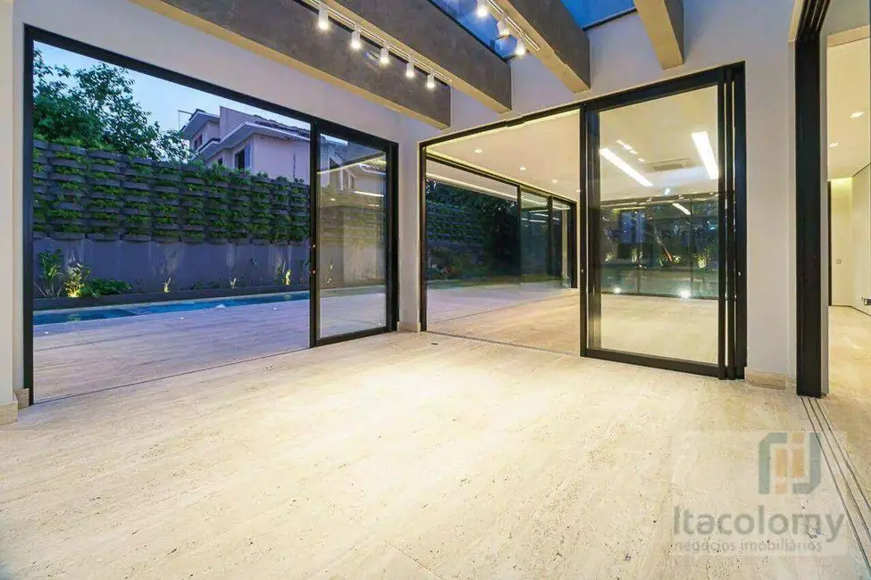 Casa de Condomínio com 5 quartos à venda, 909m2 em Barueri - SP - imagem 7 Foto 7 de Casa de Condomínio com 5 quartos à venda, 909m2 em Barueri - SP