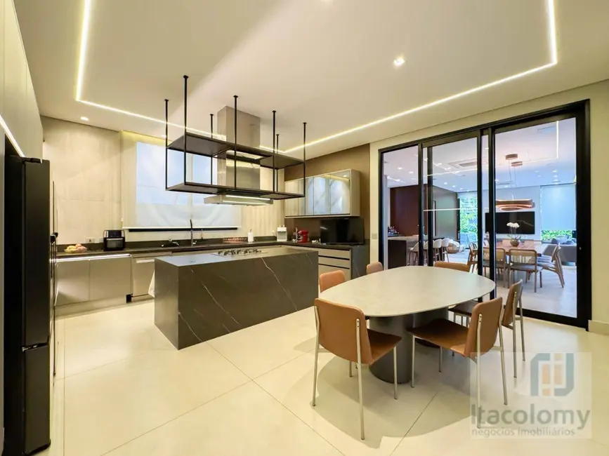 Foto 6 de Casa de Condomínio com 5 quartos à venda, 909m2 em Barueri - SP