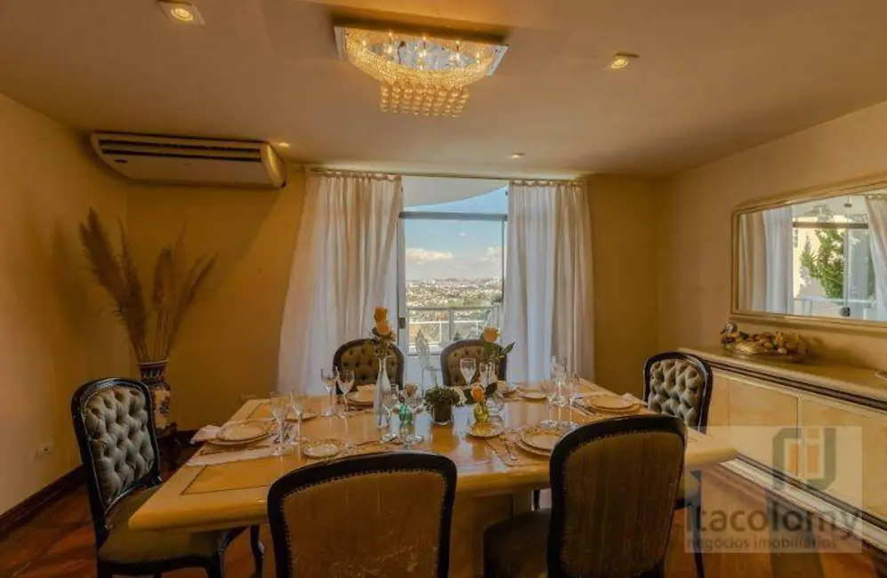 Foto 9 de Casa de Condomínio com 4 quartos à venda, 1100m2 em Santana De Parnaiba - SP