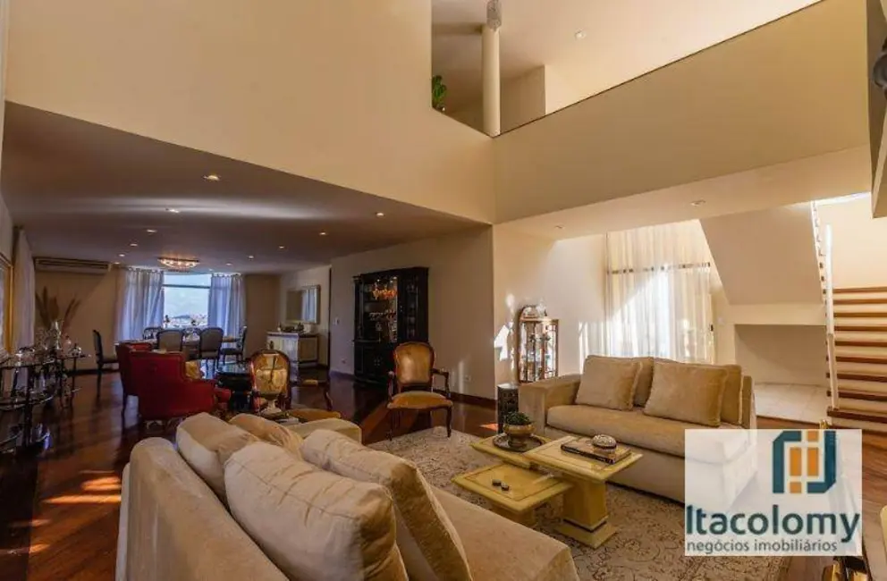 Casa de Condomínio com 4 quartos à venda, 1100m2 em Santana De Parnaiba - SP - imagem 8 Foto 8 de Casa de Condomínio com 4 quartos à venda, 1100m2 em Santana De Parnaiba - SP