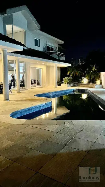 Foto 4 de Casa de Condomínio com 4 quartos para alugar, 738m2 em Santana De Parnaiba - SP