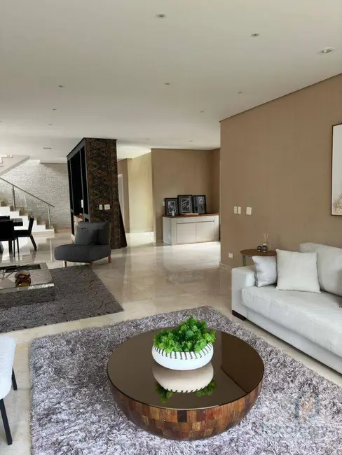 Foto 5 de Casa de Condomínio com 4 quartos para alugar, 738m2 em Santana De Parnaiba - SP