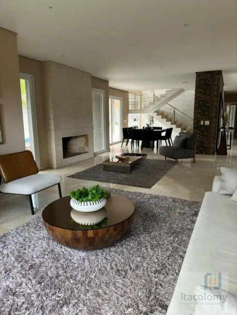 Foto 3 de Casa de Condomínio com 4 quartos para alugar, 738m2 em Santana De Parnaiba - SP