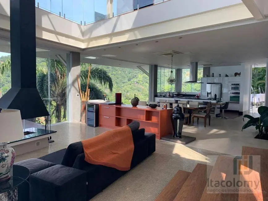 Foto 2 de Casa com 6 quartos à venda, 5000m2 em Ubatuba - SP