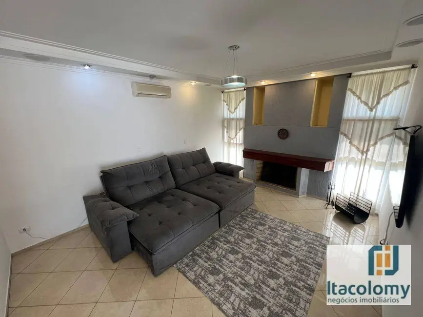 Foto 3 de Casa de Condomínio com 4 quartos à venda e para alugar, 558m2 em Santana De Parnaiba - SP