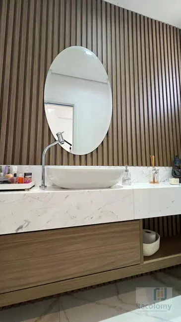 Foto 8 de Casa de Condomínio com 3 quartos à venda e para alugar, 200m2 em Santana De Parnaiba - SP