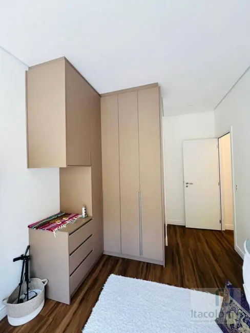 Foto 7 de Casa de Condomínio com 3 quartos à venda e para alugar, 200m2 em Santana De Parnaiba - SP