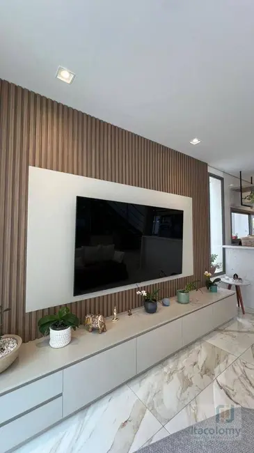 Foto 4 de Casa de Condomínio com 3 quartos à venda e para alugar, 200m2 em Santana De Parnaiba - SP