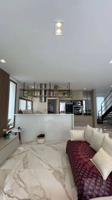 Foto 2 de Casa de Condomínio com 3 quartos à venda e para alugar, 200m2 em Santana De Parnaiba - SP