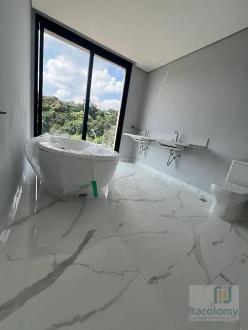 Foto 3 de Casa de Condomínio com 4 quartos à venda, 480m2 em Santana De Parnaiba - SP
