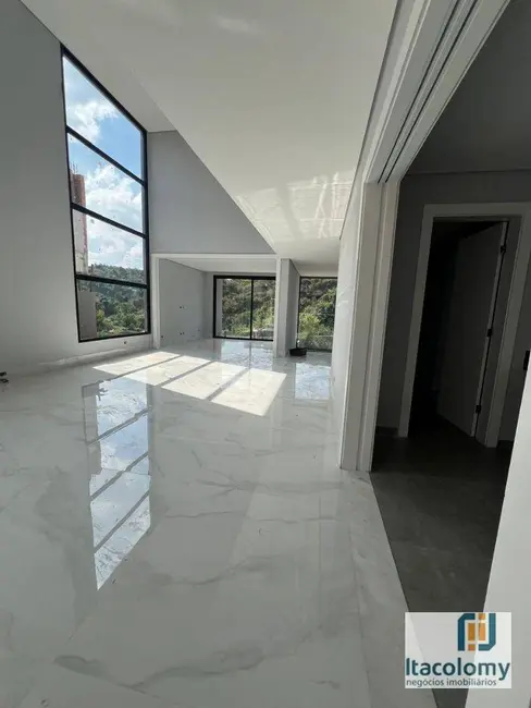 Foto 1 de Casa de Condomínio com 4 quartos à venda, 480m2 em Santana De Parnaiba - SP