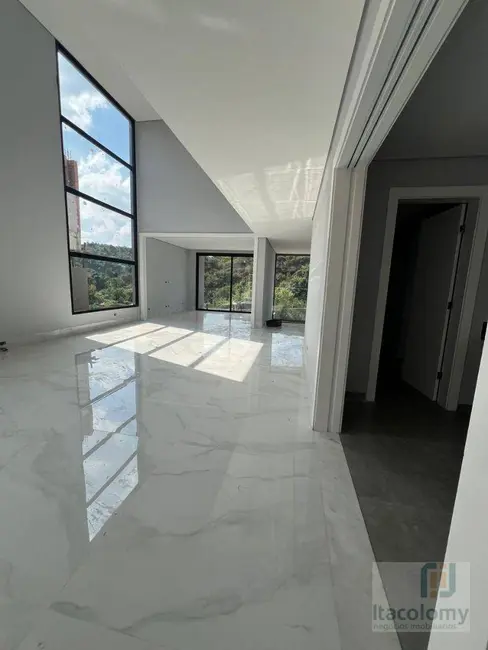 Foto 1 de Casa de Condomínio com 4 quartos à venda, 480m2 em Santana De Parnaiba - SP